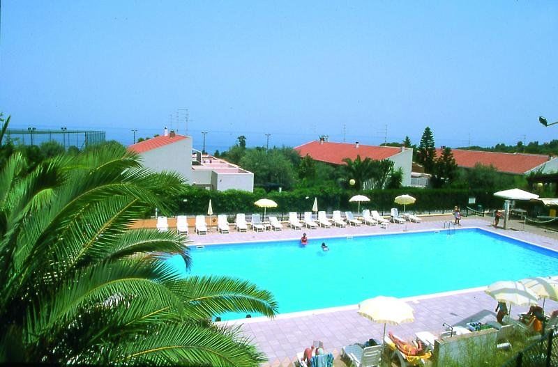 Calanica Resort チェファル エクステリア 写真